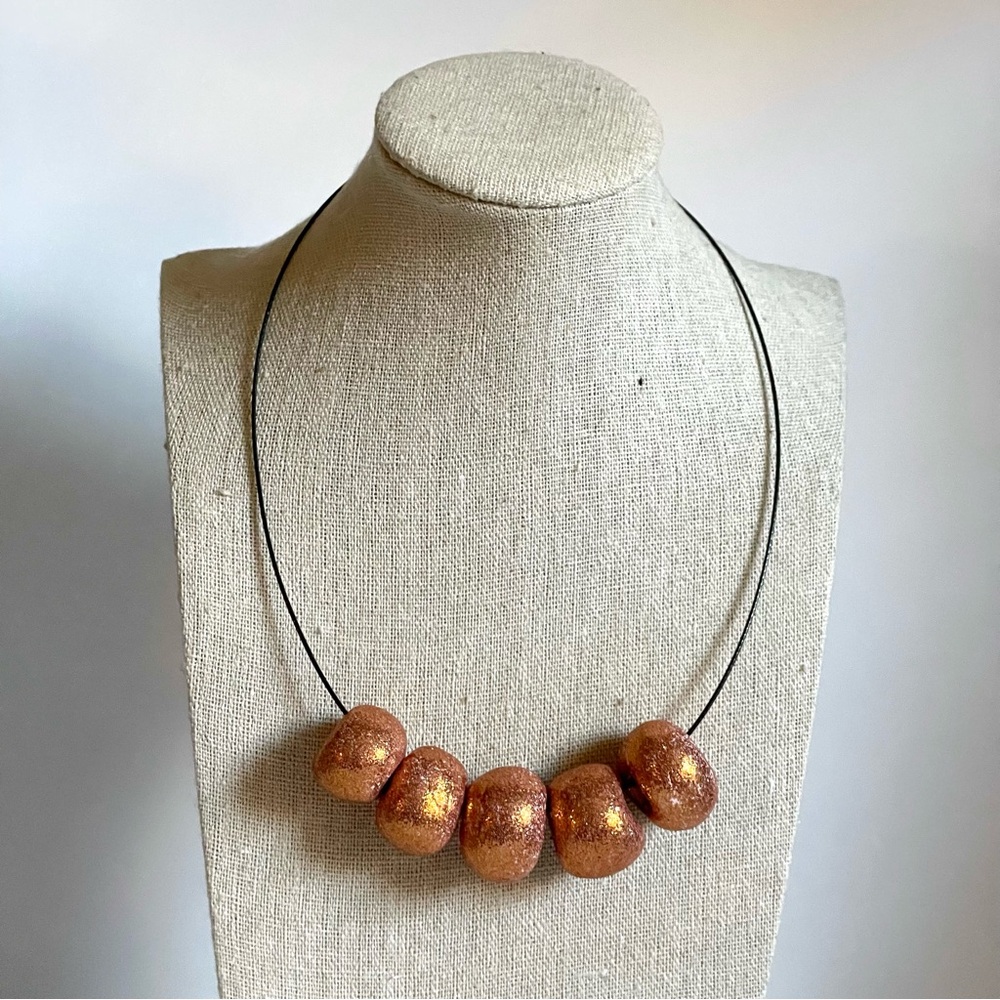 Vintage/modern choker necklace glitter-coated beads, unusual barrel-style clasp